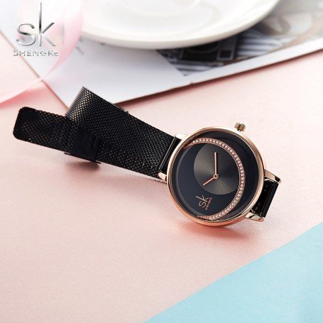 Designer Analog Round Dial Ladies Watch